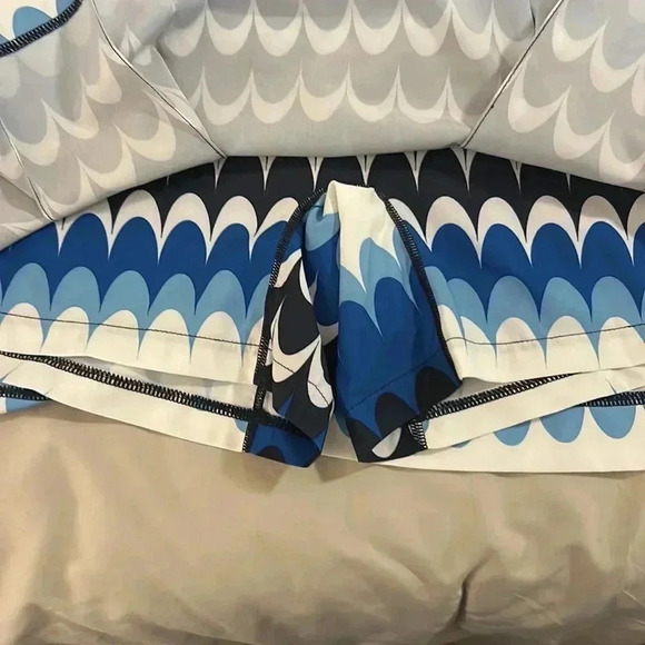 NWT Women’s performance front pleat beachy waves golf skirt / skorts size 10 - Picture 6 of 8